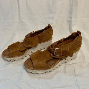 Rachel Comey suede brown and white open toe platform sandals